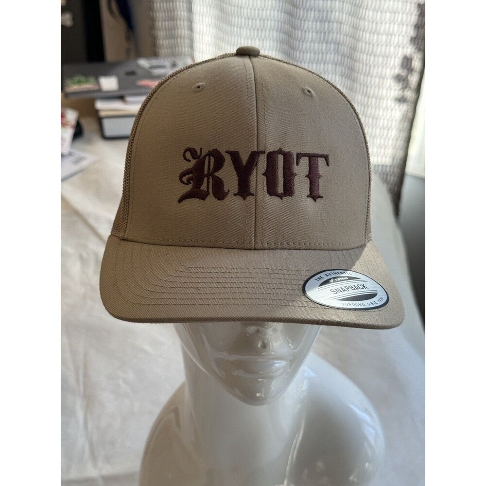 RYOT Hat Mens Beige Snapback English Script Baseball Smoker Urban Cap NWOT